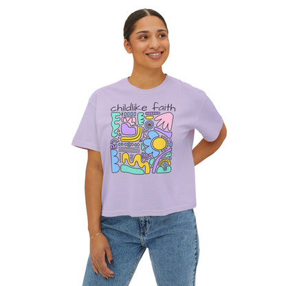 Childlike Faith Damen Boxy T-Shirt